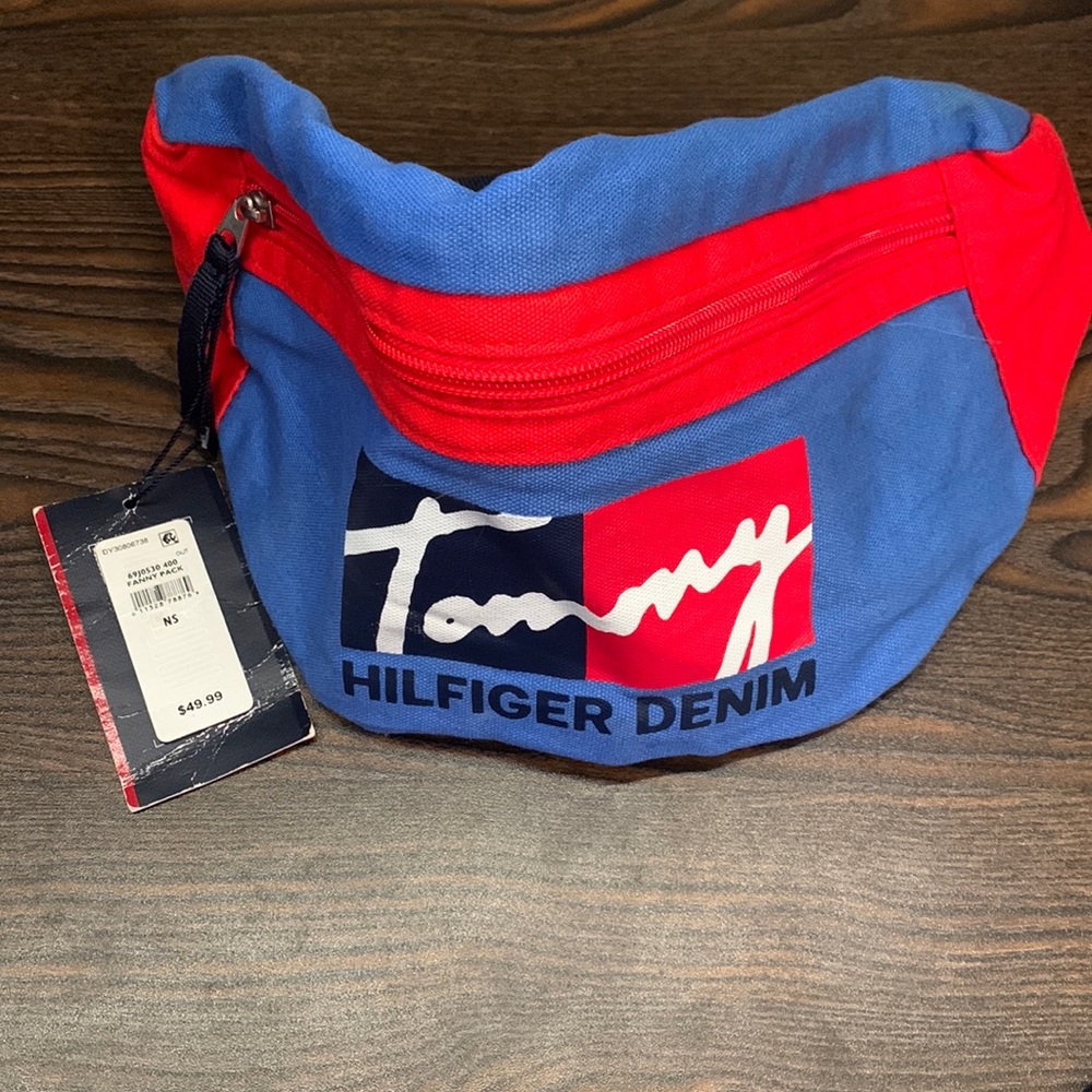 Tommy Hilfiger Fanny Pack NWT vintage